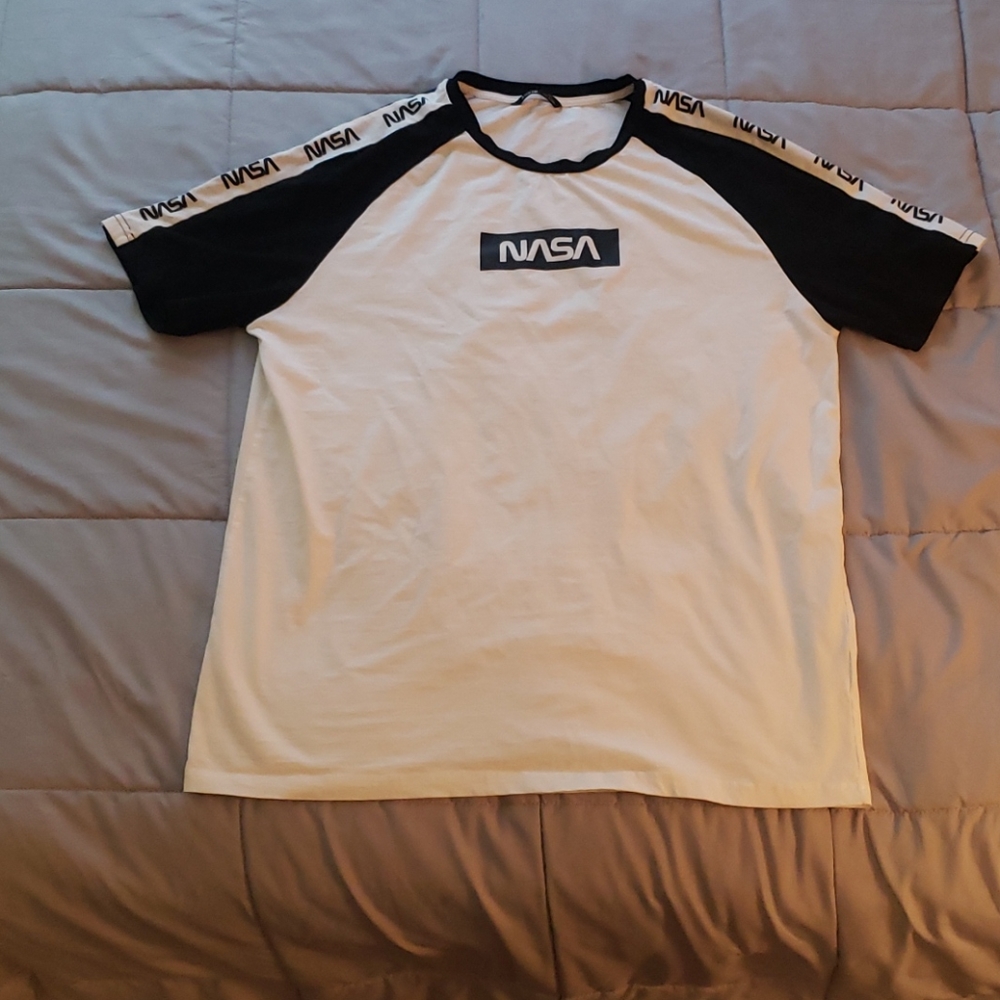 Men's short sleeve NASA tee shirt